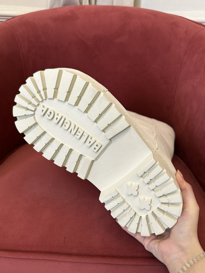 BALENCIAGA BOOT -12