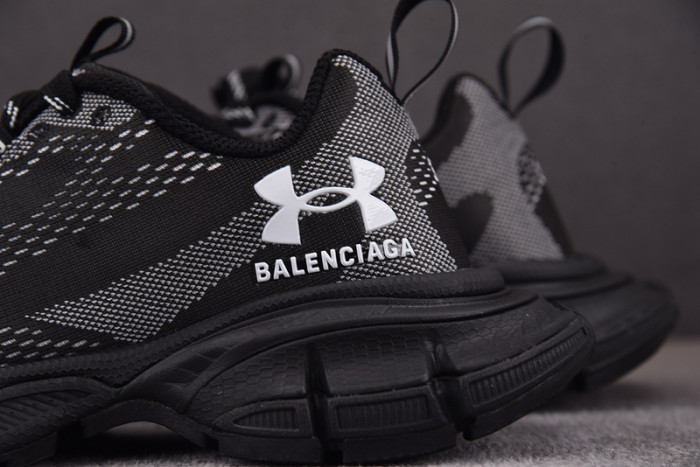BALENCIAGA 3XL 31