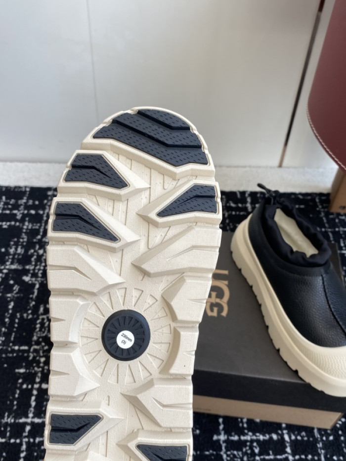 UGG-10