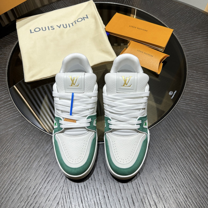 LV snekaers 155