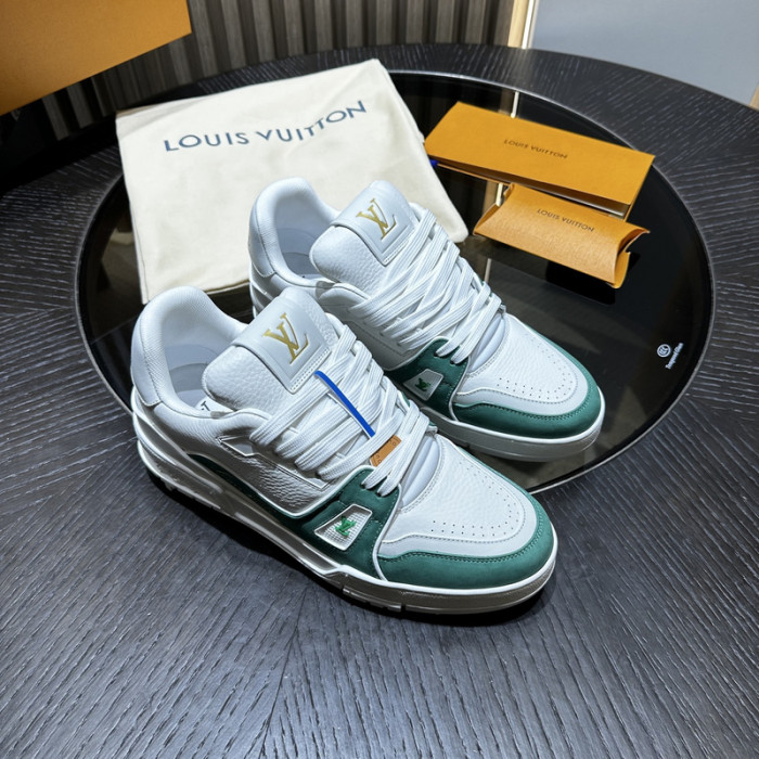 LV snekaers 155