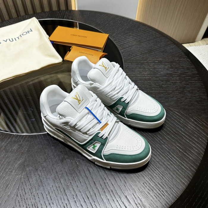 LV snekaers 155
