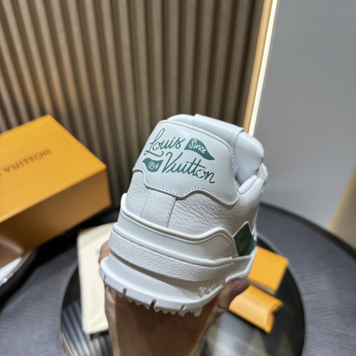 LV snekaers 155