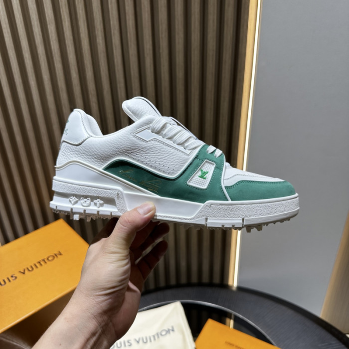 LV snekaers 155