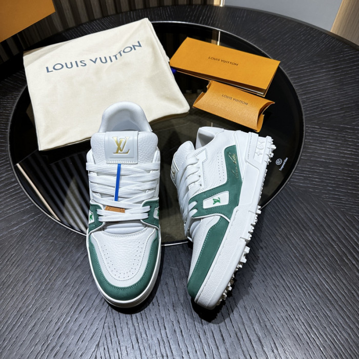 LV snekaers 155