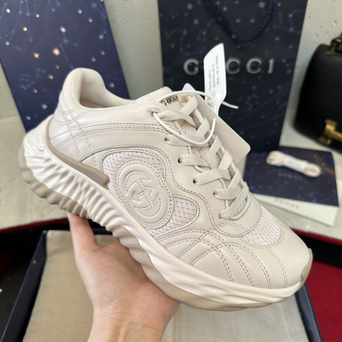GUCCI SNEAKER 113