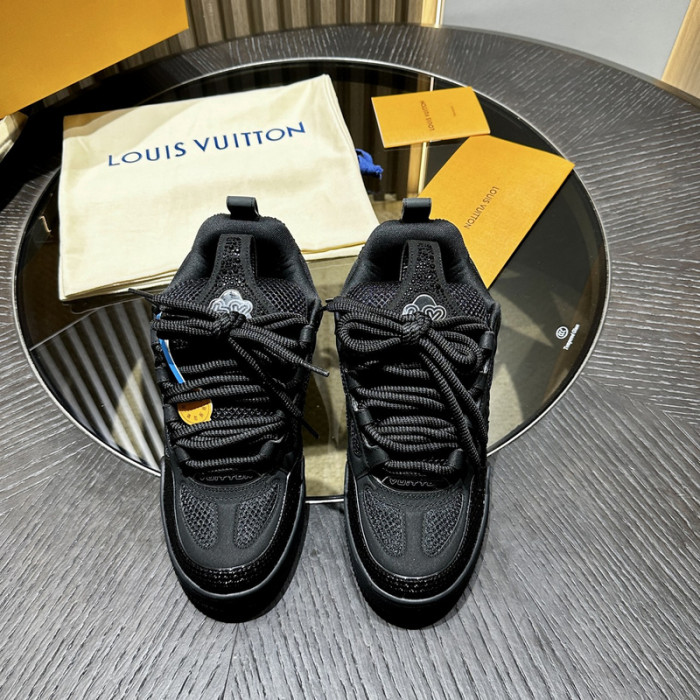 LV snekaers 154