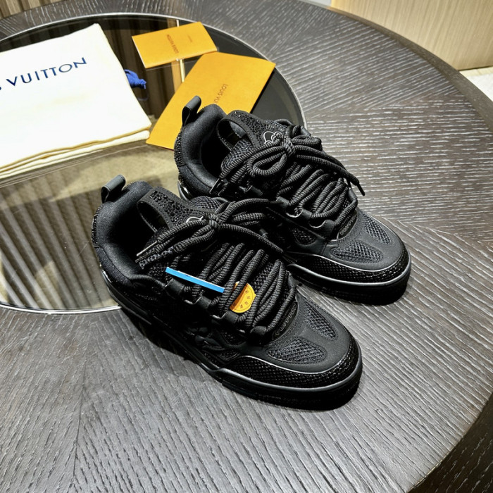 LV snekaers 154