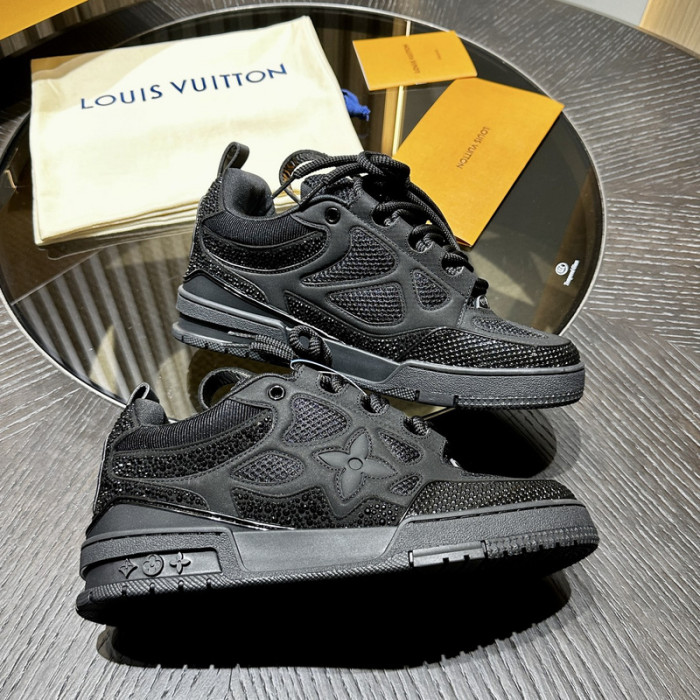 LV snekaers 154