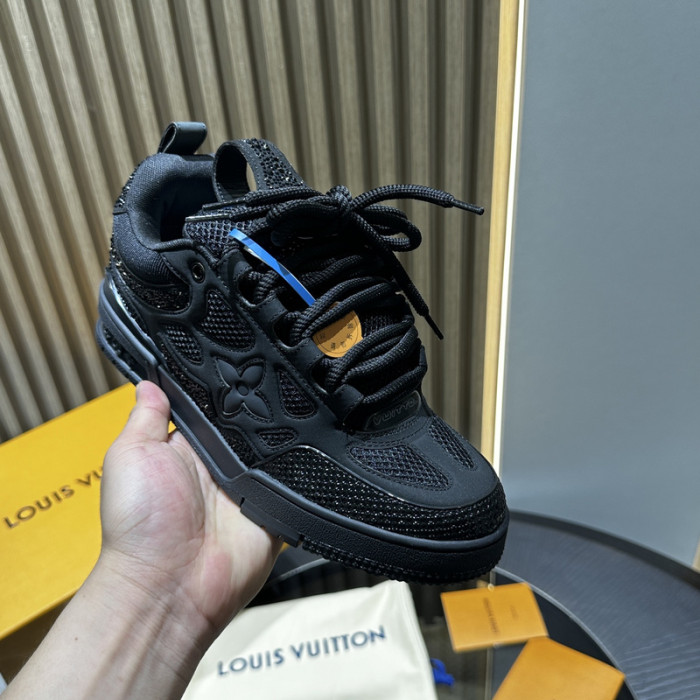 LV snekaers 154