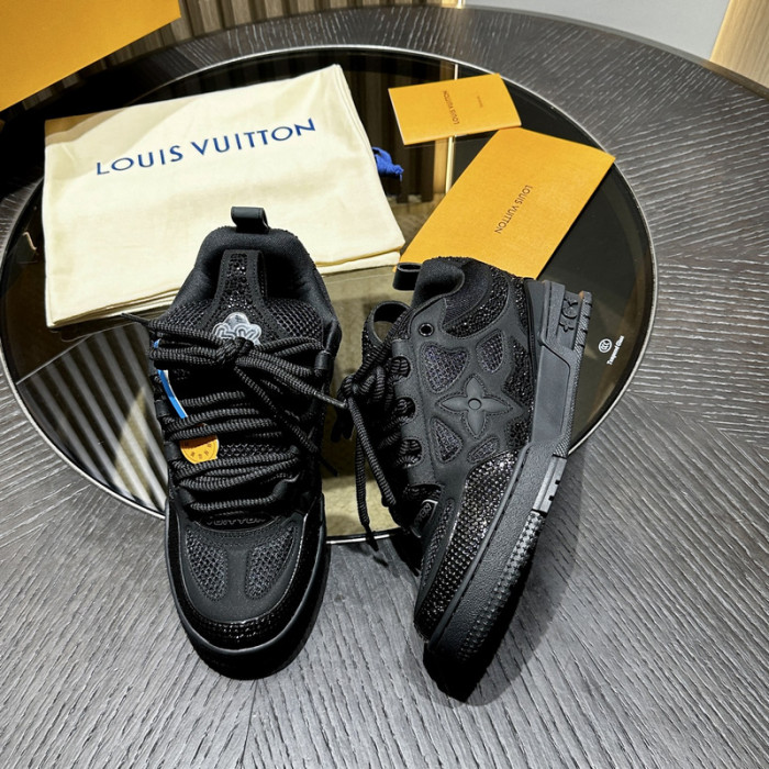 LV snekaers 154