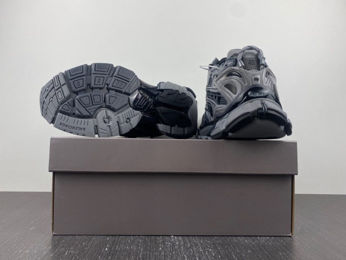 SNEAKER RUNNER 34