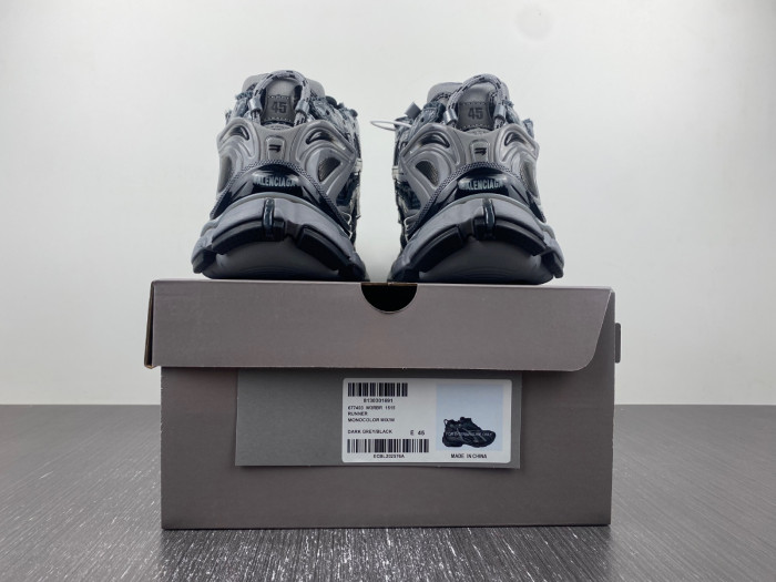 SNEAKER RUNNER 34