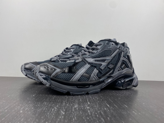 SNEAKER RUNNER 34