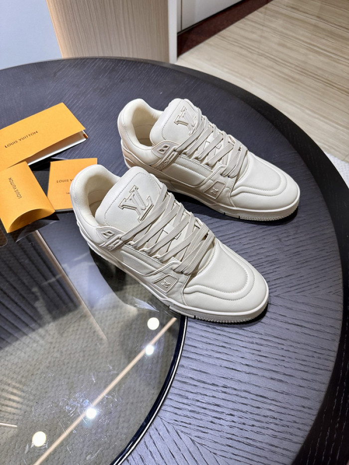 LV snekaers 186