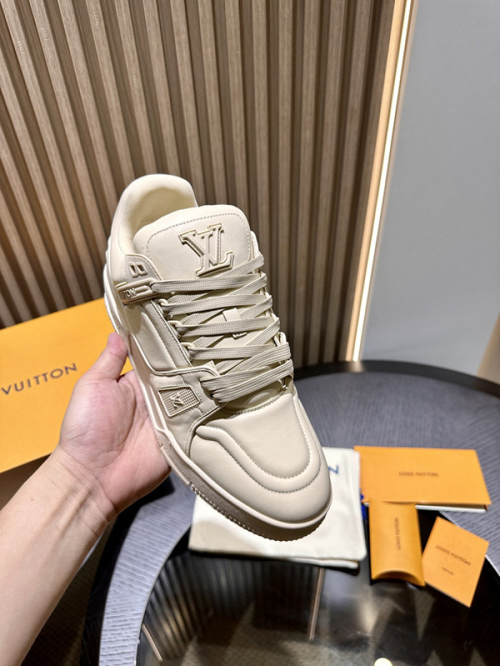 LV snekaers 186