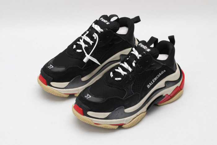SNEAKER -202212191