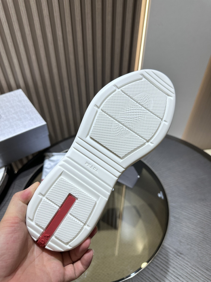 Prada 43