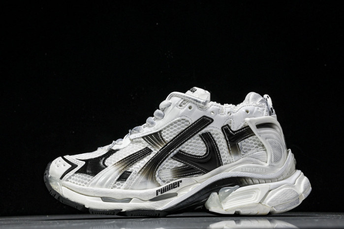 BALENCIAGA 43