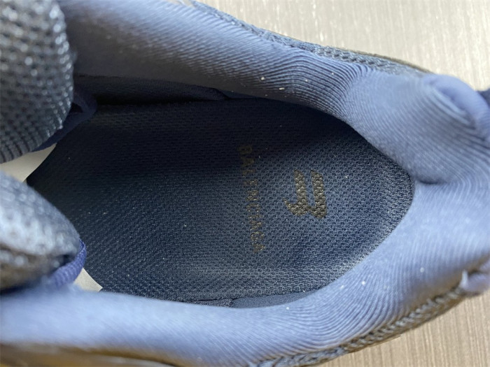 SNEAKER -202208043