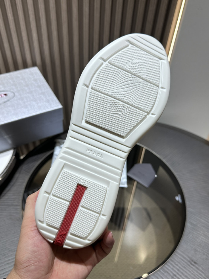 Prada 46