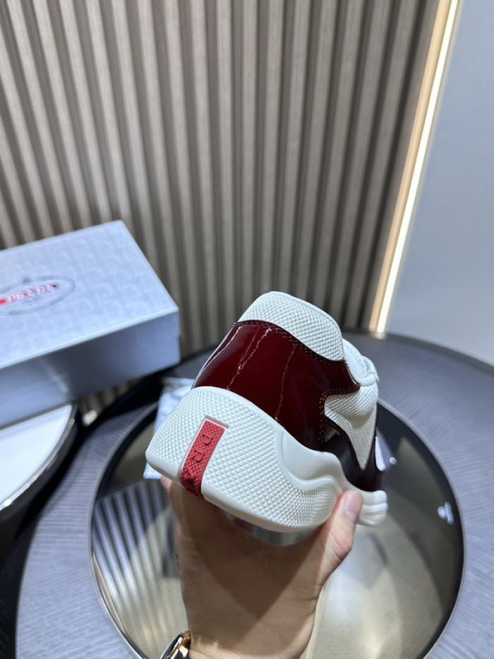 Prada 46