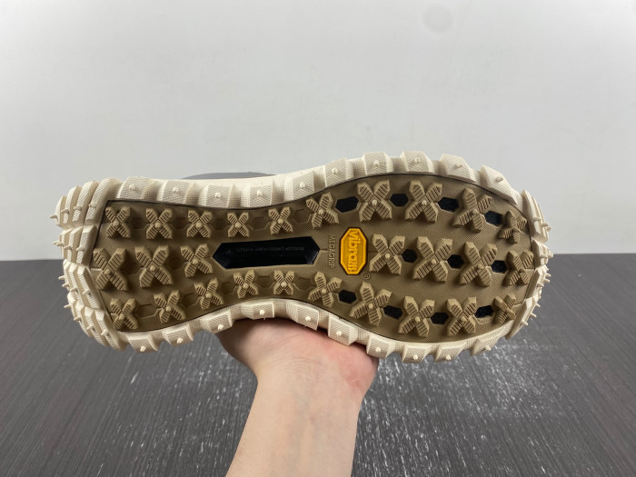 MONCLER SNEAKER 04