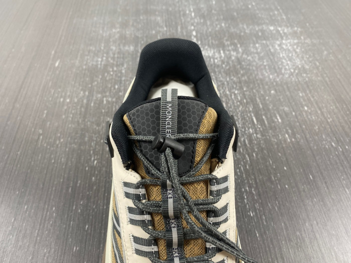 MONCLER SNEAKER 04