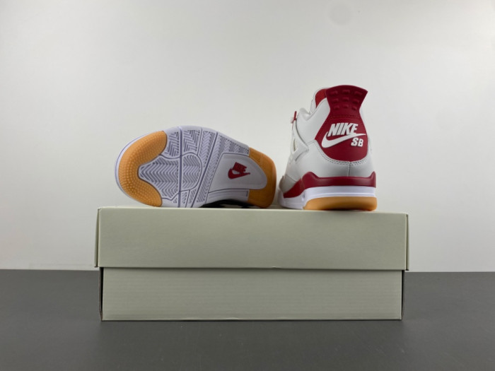 Jordan 4 Retro SB Varsity Red-DR5415-106
