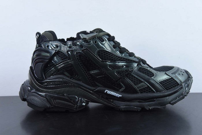 SNEAKER RUNNER 04