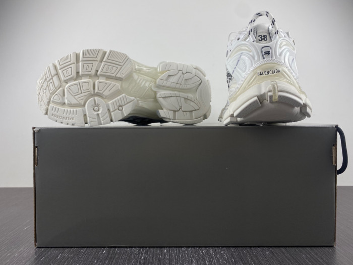 SNEAKER RUNNER 03