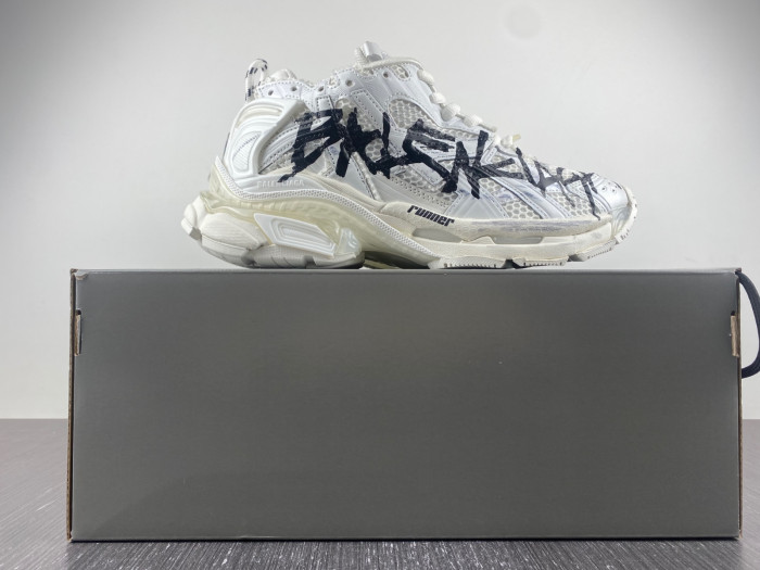 SNEAKER RUNNER 03