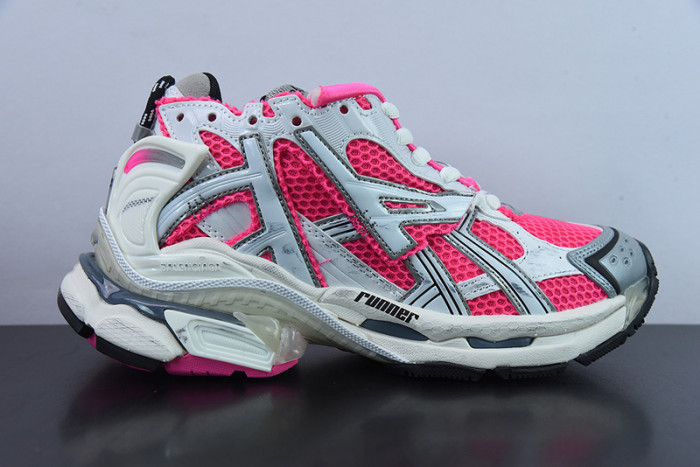 SNEAKER RUNNER 17