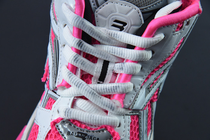 SNEAKER RUNNER 17