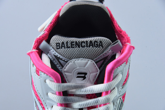 SNEAKER RUNNER 17