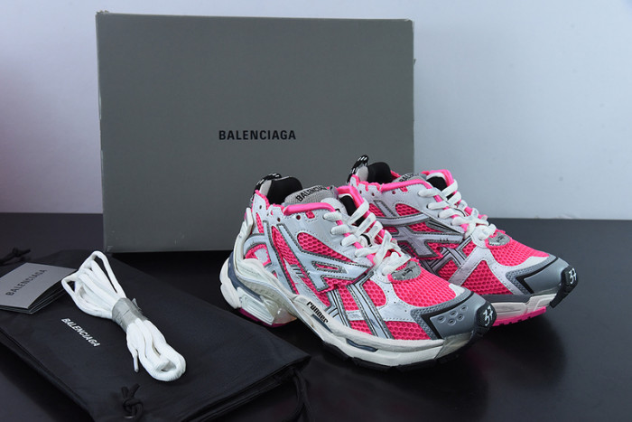 SNEAKER RUNNER 17