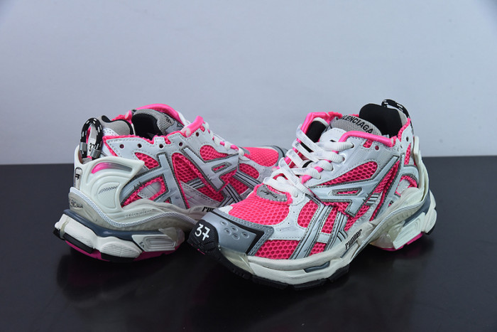 SNEAKER RUNNER 17