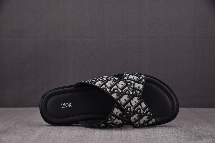 DIOR SANDAL 08