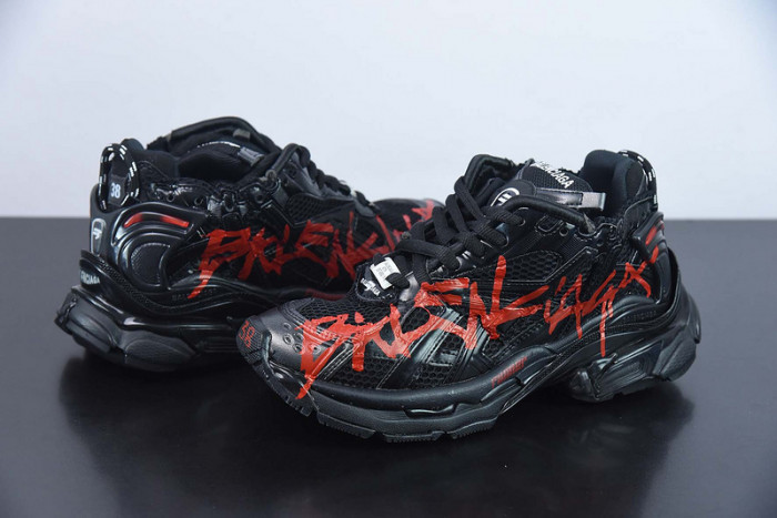 SNEAKER RUNNER 05