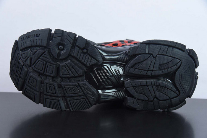 SNEAKER RUNNER 05