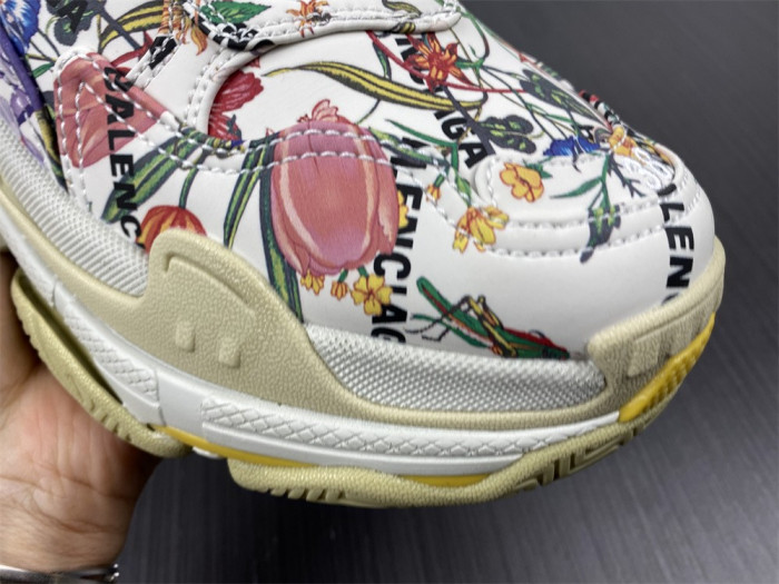 SNEAKER -202207136