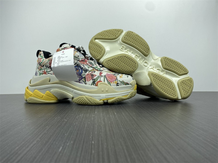 SNEAKER -202207136