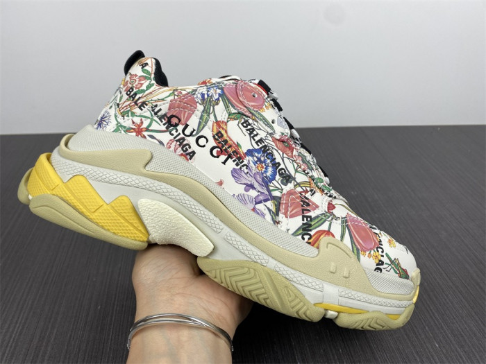 SNEAKER -202207136