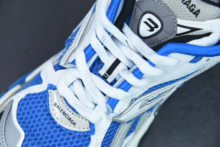 SNEAKER RUNNER 18