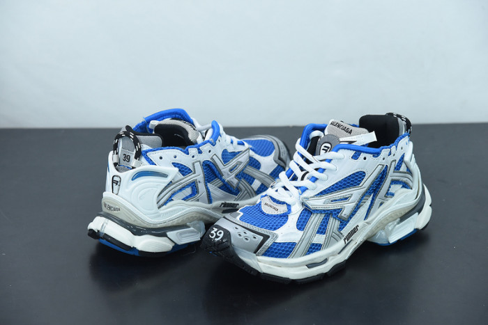 SNEAKER RUNNER 18