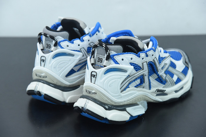 SNEAKER RUNNER 18