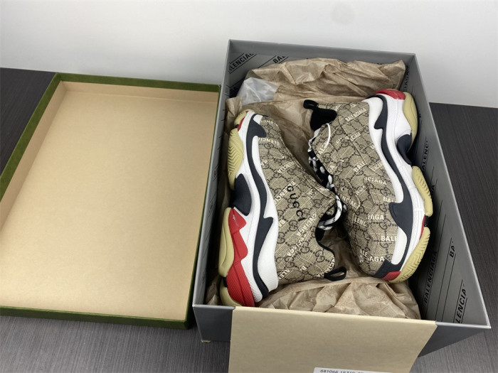SNEAKER -202207135