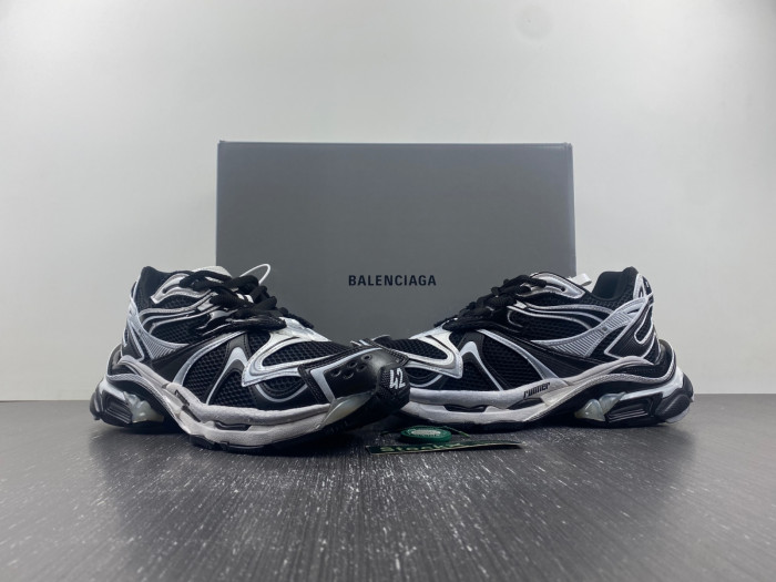 SNEAKER RUNNER 31