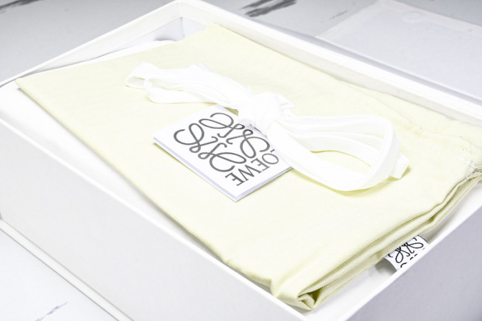 Loewe - 06