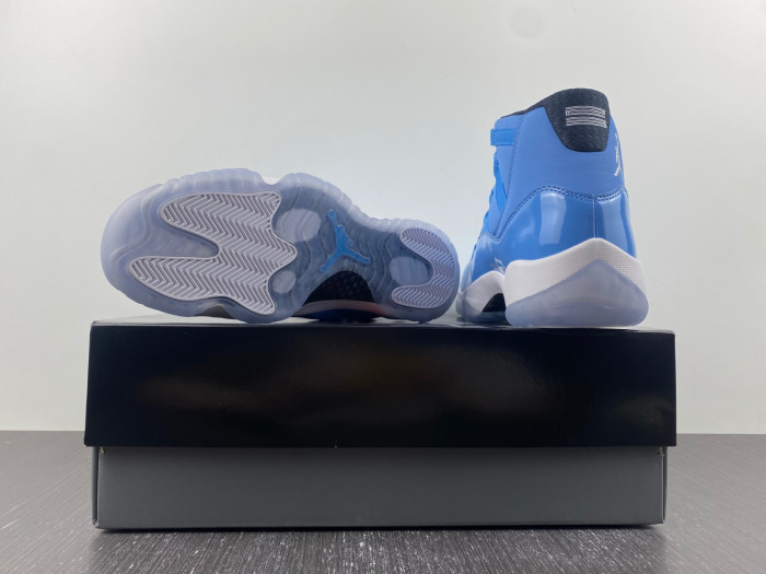 air jordan 11 "pantone"-717602-900